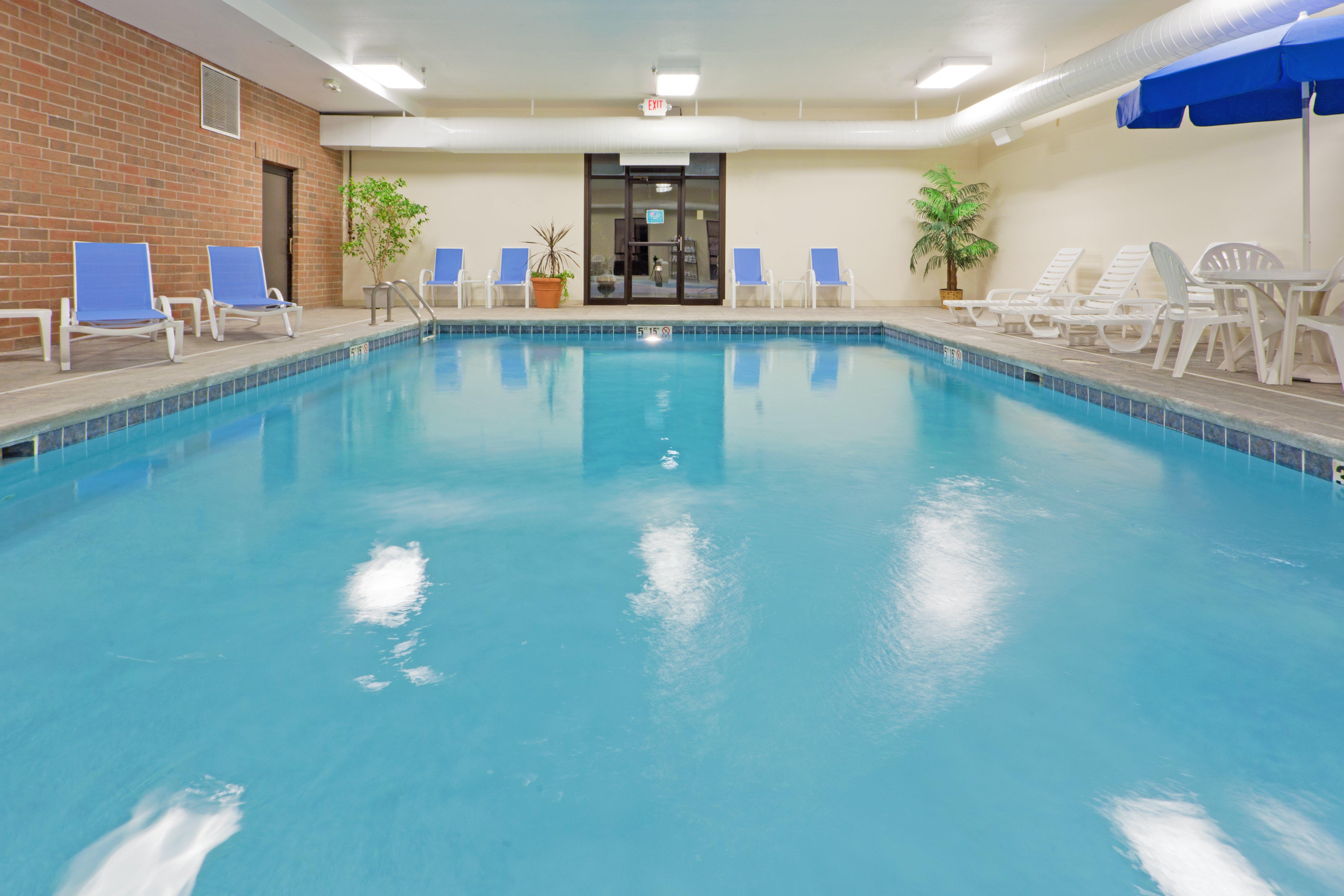Holiday Inn Express Hotel & Suites Kent State University Eksteriør billede