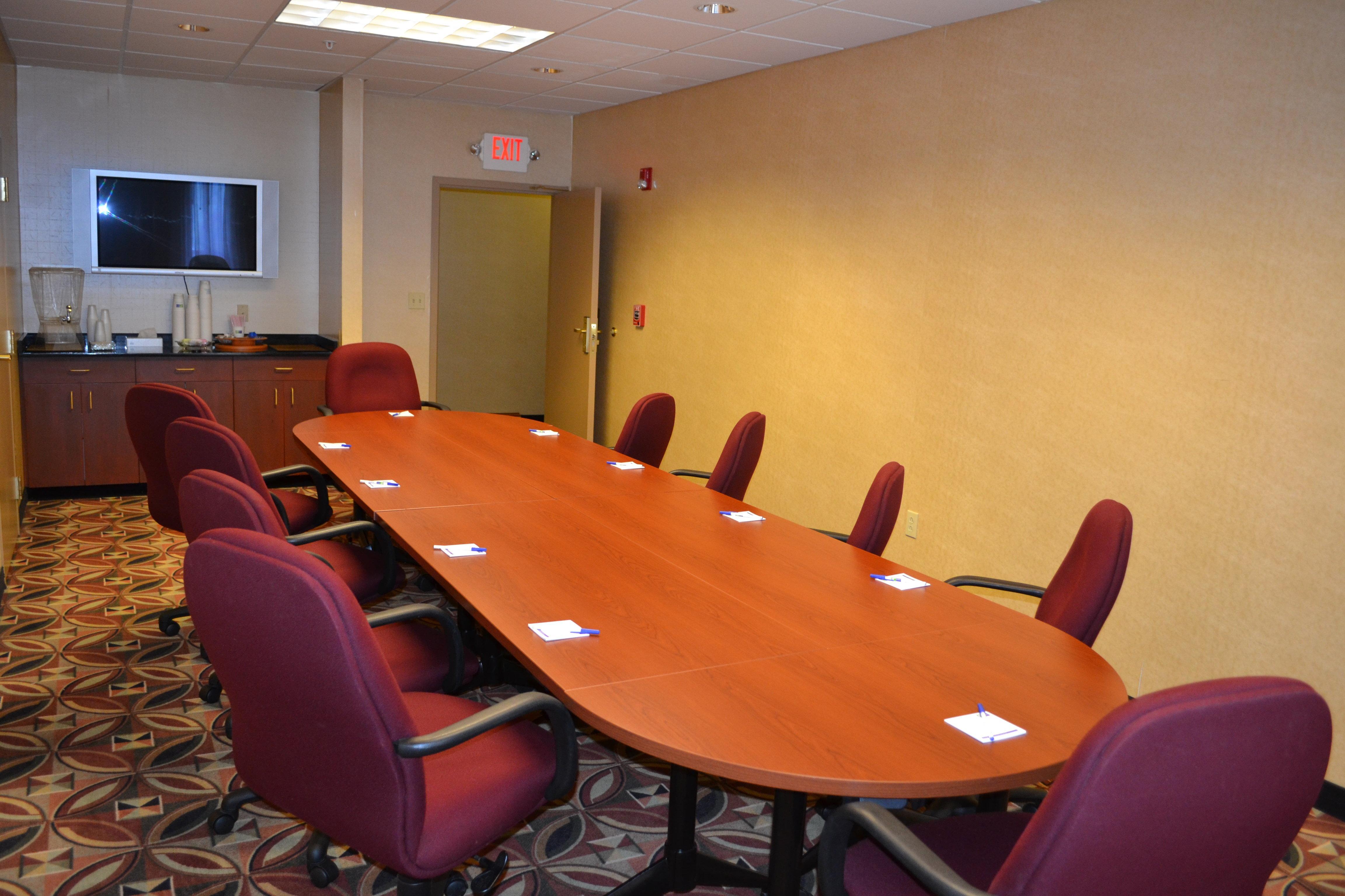 Holiday Inn Express Hotel & Suites Kent State University Eksteriør billede